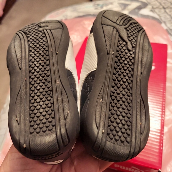 PUMA - Picture 5 of 5